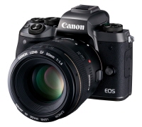 Canon EOS M5