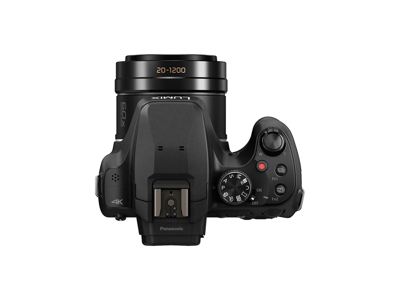 CES2017 Panasonic: Bridge-Kamera LUMIX FZ82