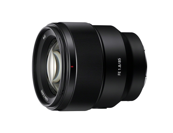 Sony stellt 2 Objektive für E-Mount und Kompaktblitz vor