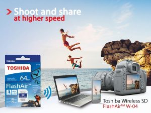 Toshiba zeigt FlashAir™-Wireless-SD-Karte auf der CeBIT 2017