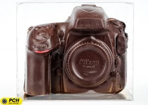 Nikon-D850-DSLR-camera-made-out-of-chocolate