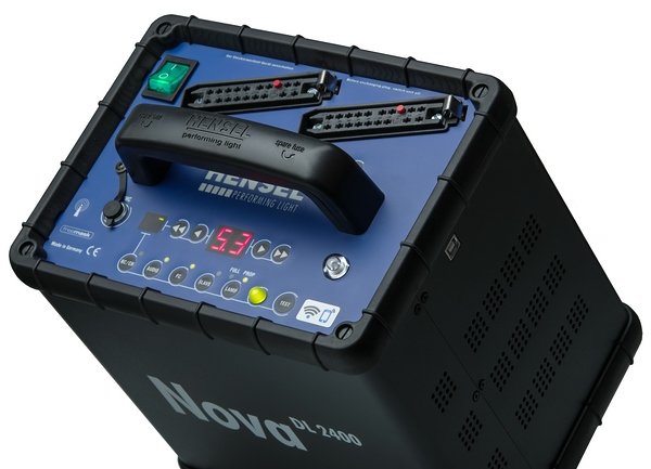 k_Nova_DL_2400_WiFi_integriert Hensel Nova D und DL Blitzgeneratoren mit WiFi-Remote