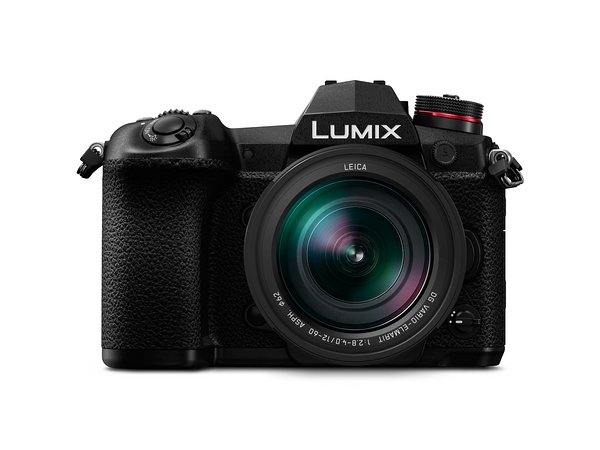 k_058_FY2017_LUMIX_G9_Frontal_mit_Objektiv Panasonic präsentiert die LUMIX G9