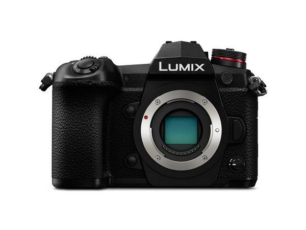 k_058_FY2017_LUMIX_G9_Frontal_nur_Body Panasonic präsentiert die LUMIX G9