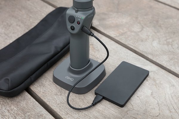 CES2018: DJI zeigt neue Handheld Kamerastabilisatoren