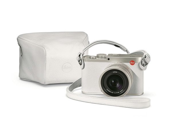 Leica Q Snow by Iouri Podladtchikov