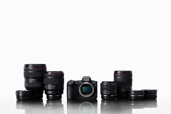 Canon EOS R: spiegellose Vollformat-Kamera mit neuem RF-Bajonett