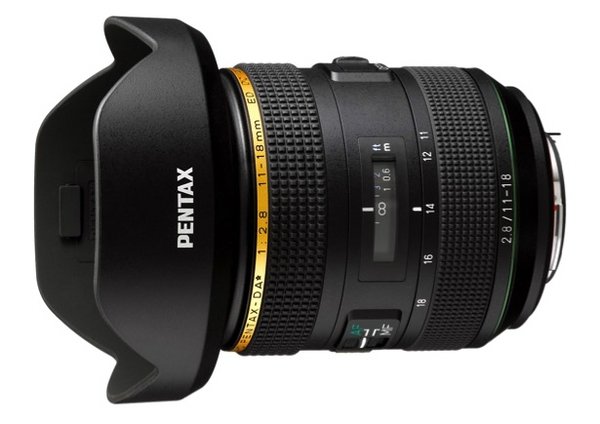2 neue PENTAX Objektive der DA- und FA-Baureihe