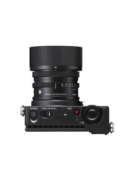 SIGMA fp: Klein, leicht, spiegellos