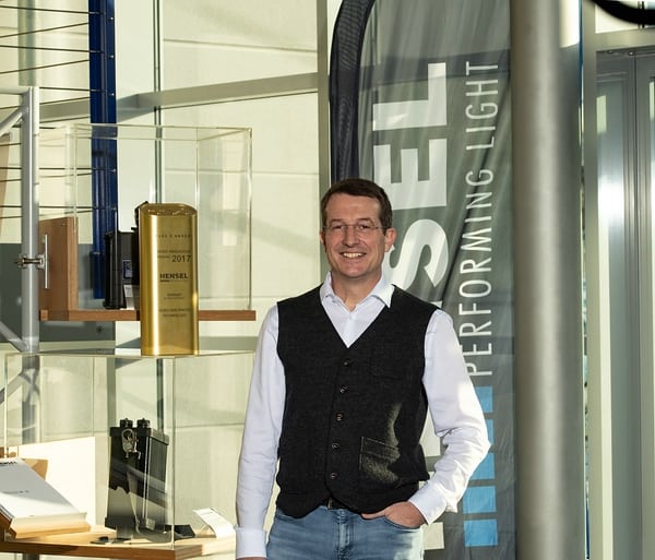 Portrait Andreas Stöhr in Artikel: Gute Neuigkeiten von Hensel-Visit!
