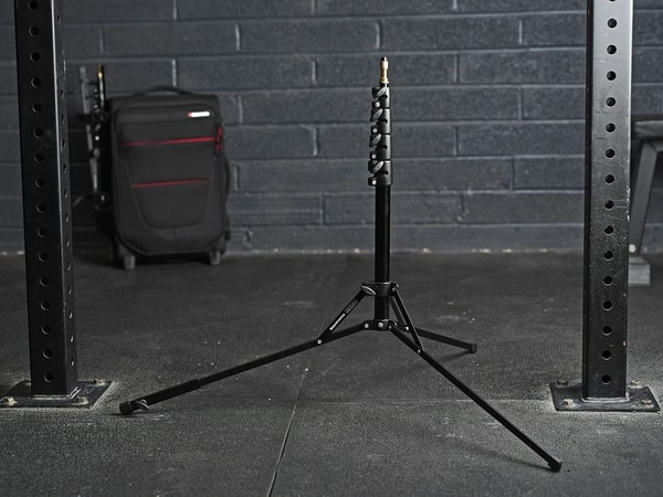 k_5002BL_Nano_Plus_Stand_Black_HERO_04.jpg