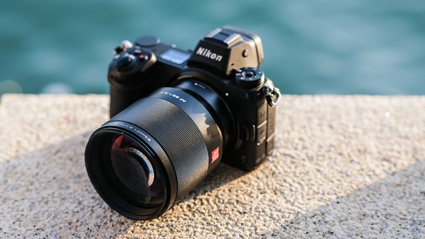 Objektiv Viltrox AF 85/1.8 an Nikon Z