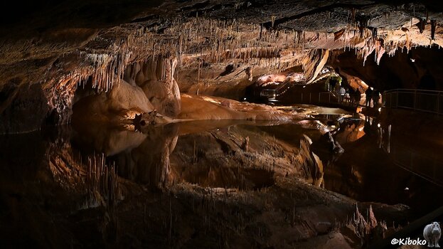 s260505_1624_DeLacave_Grotto_3213.jpg