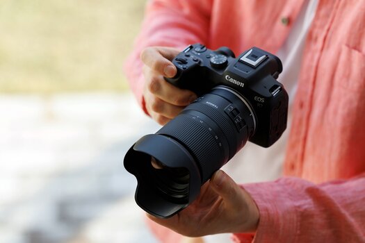 Tamron 17-70mm F/2.8 Di III-A VC RXD an einer Canon EOS R7 APS-C Systemkamera im Praxiseinsatz.