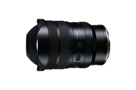 TAMRON 12-20mm F2.8 für Nikon Z mit integrierter Gegenlichtblende und Bedienelementen. TAMRON 12-20mm F2.8 für Nikon Z mit integrierter Gegenlichtblende und Bedienelementen.