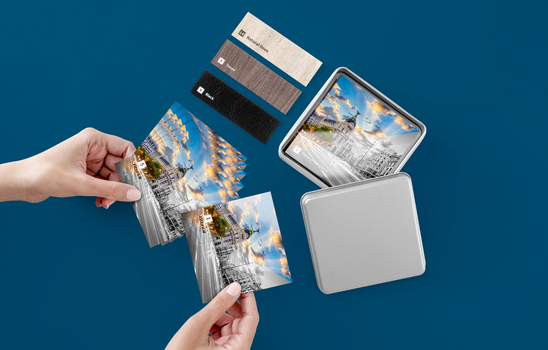 Musterset: Musterset von Saal Digital mit verschiedenen Materialien und Oberflächen Musterset: Musterset von Saal Digital mit verschiedenen Materialien und Oberflächen