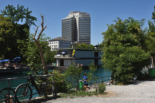 DSC_9882.f.jpg