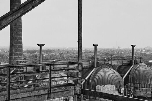 Lapadu Kamin und Brücke.jpg