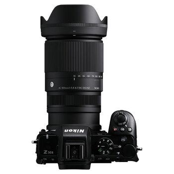 SIGMA 16-300mm F3.5-6.7 DC OS Contemporary an einer Nikon Z50 II SIGMA 16-300mm F3.5-6.7 DC OS Contemporary an einer Nikon Z50 II