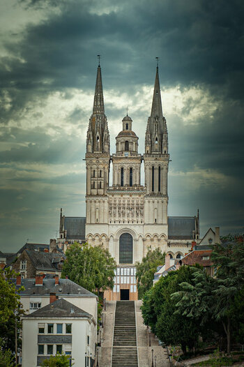 Kirche in Angers 2.jpg