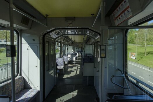 U-Bahn_leer_1.jpg U-Bahn_leer_1.jpg
