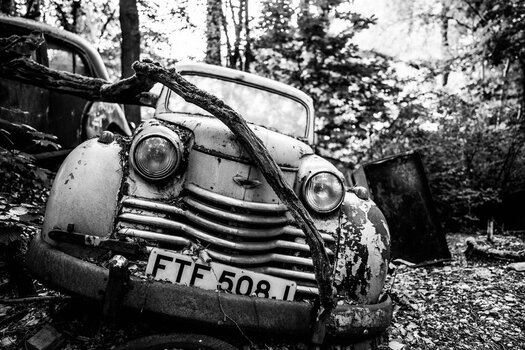 20200607_Autofriedhof_Neanderthal_bw_200_Z06_0518-2.jpg