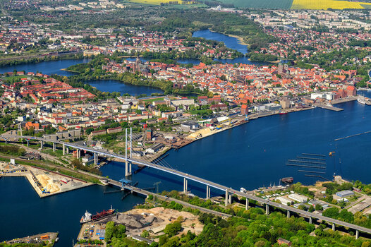 Rügenbrücke.jpg