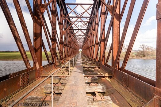 Rheinbrücke-Griethausen--2-web.jpg Rheinbrücke-Griethausen--2-web.jpg