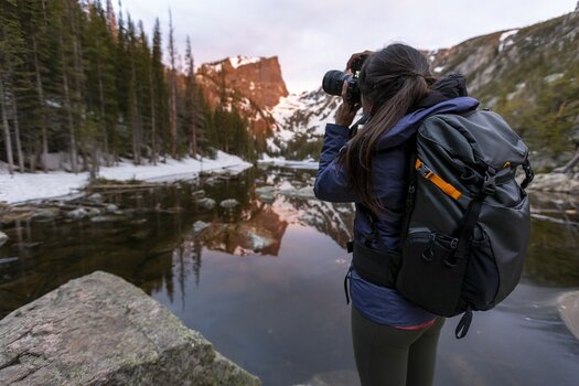 k_Emotional-image_Lowepro_PhotoSport-standard_1.jpg