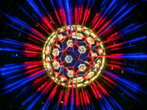 k_Experimentelles Lightpainting_c_ZOLAQ.jpg