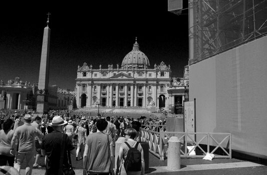 Petersdom_sw_01.jpg