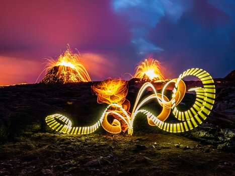 Bild: Lightpainting © ZOLAQ Olaf Schieche Bild: Lightpainting © ZOLAQ Olaf Schieche
