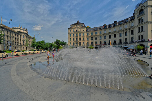 Stachus_7104.jpg