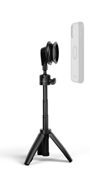 FIDLCOK - VACUUM mini tripod base - aufgeklappt+phonecase+iphone_schwebend FIDLCOK - VACUUM mini tripod base - aufgeklappt+phonecase+iphone_schwebend
