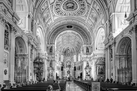 Z7_St_Michael-BW-FHD-.jpg