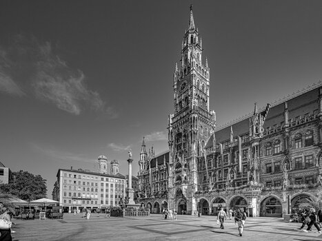 Z7_Muenchen-Rathaus-2560-.jpg