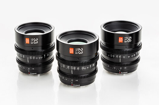 Produktbild: Viltrox-S-Objektive für Sony-E-Mount in den Brennweiten 23, 33 und 56 Millimeter Produktbild: Viltrox-S-Objektive für Sony-E-Mount in den Brennweiten 23, 33 und 56 Millimeter