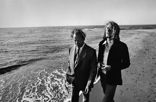 Willy Brandt mit Sohn Lars im April 1974 in Algerien. Brandts letzte Auslandsreise als Bundeskanzler, wenige Tage vor seinem Rücktritt. Bildnachweis: BSB/Bildarchiv/Karsten de Riese Willy Brandt mit Sohn Lars im April 1974 in Algerien. Brandts letzte Auslandsreise als Bundeskanzler, wenige Tage vor seinem Rücktritt. Bildnachweis: BSB/Bildarchiv/Karsten de Riese