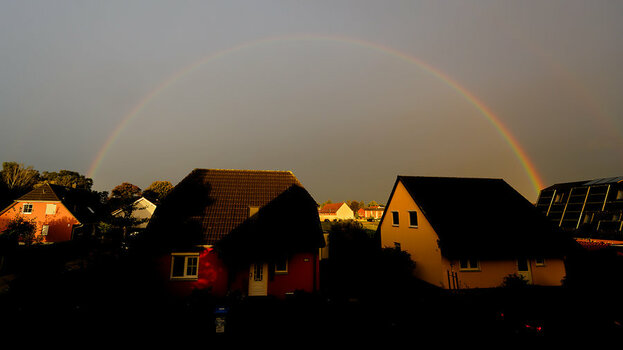 Regenbogen_am_Morgen.jpg
