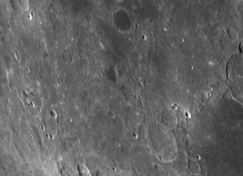 Mond.JPG