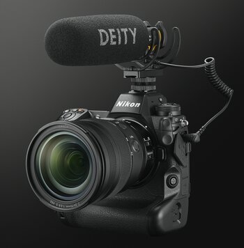 Produktbild Nikon Z 9 mit NIKKOR Z 24-70 2.8 und Deity Mikrofon