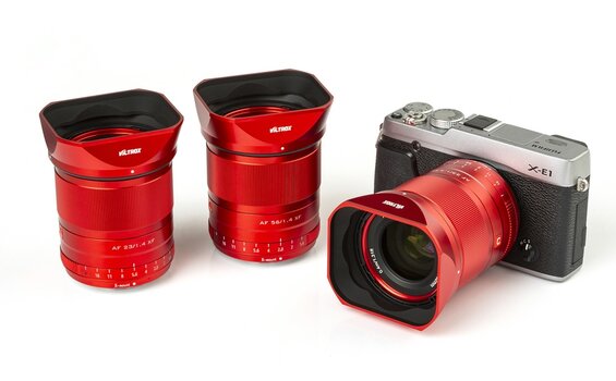 Neue Viltrox-Objektive in rot: 23 mm AF F/1.4 X-Mount, 33 mm AF F/1.4 X-Mount und 56 mm AF F/1.4 X-Mount für das Fuji-X-Bajonett Neue Viltrox-Objektive in rot: 23 mm AF F/1.4 X-Mount, 33 mm AF F/1.4 X-Mount und 56 mm AF F/1.4 X-Mount für das Fuji-X-Bajonett