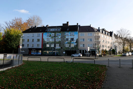 L-10.jpg