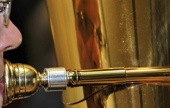tuba2.jpg