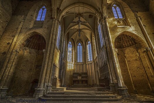 15-01-2022-Kirche-2-hdr-web.jpg