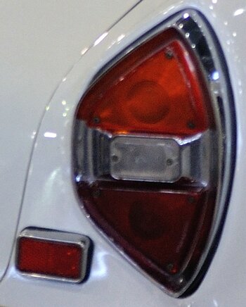 ar-326-01.jpg ar-326-01.jpg