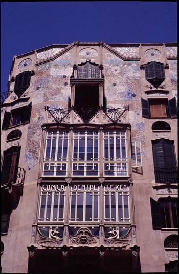comp_Zahnklinik Palma d Mallorca_540.jpg