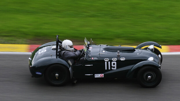 x 119 Allard J2.jpg