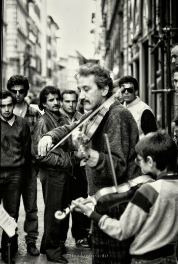 comp_Florenz Straßenmusik_605sw.jpg comp_Florenz Straßenmusik_605sw.jpg