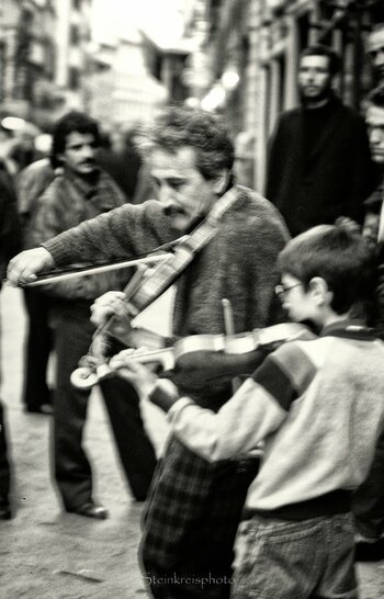 comp_Florenz Straßenmusik_606sw.jpg comp_Florenz Straßenmusik_606sw.jpg